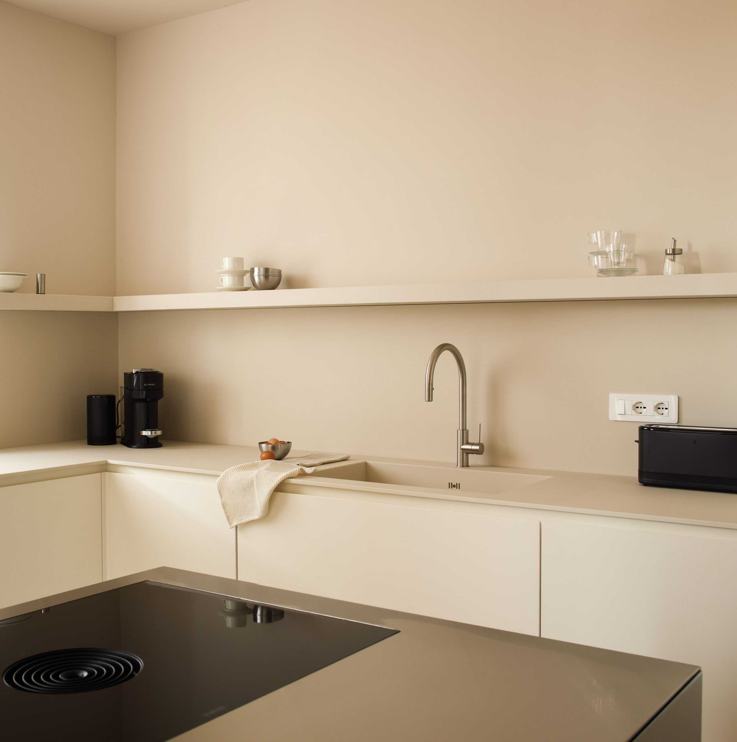 _archventil_interior_design_ nuova_costruzione_milano_volta_appartamento_minimal_bianco_pulito_lineare