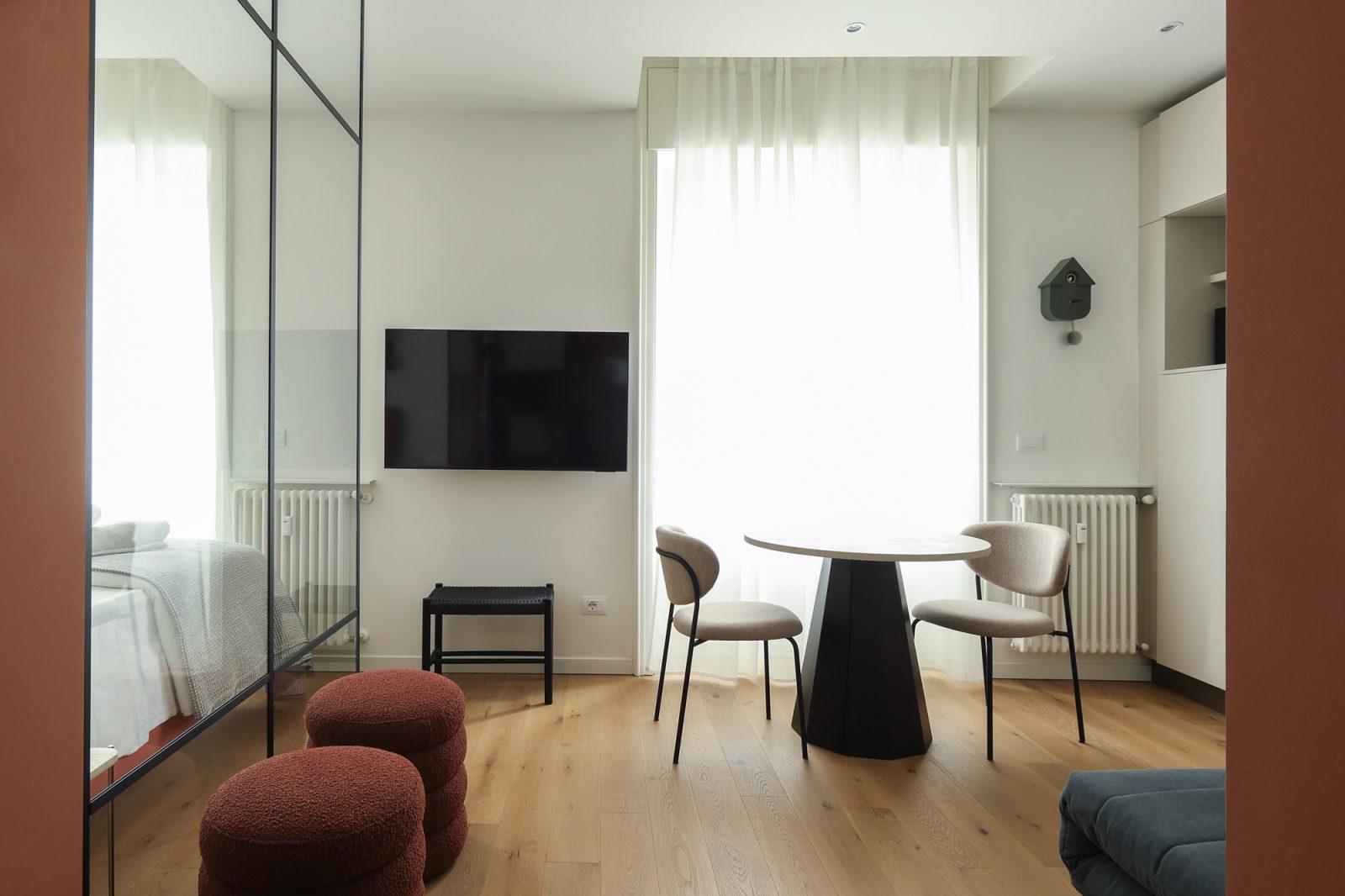 archventil_interior_design_architettura_bnb_commerciale_milano_italia_manara_comfort_rosso_contemporaneo