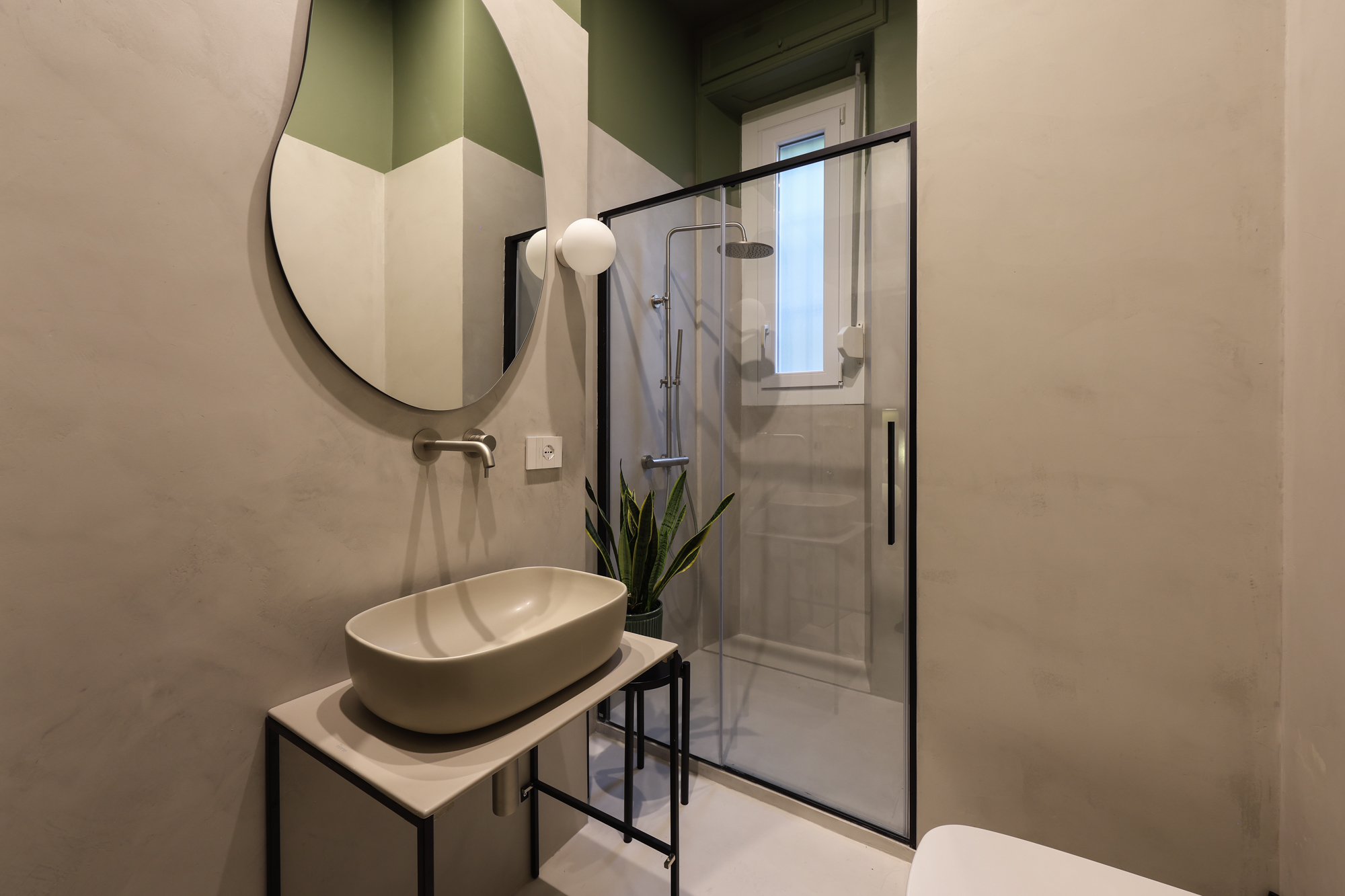 archventil_interior_design_architettura_bnb_appartamento_milano_italia_viganò_vigano_35_tranquilla_piazza_gae_aulenti_eleganza_verde_legno
