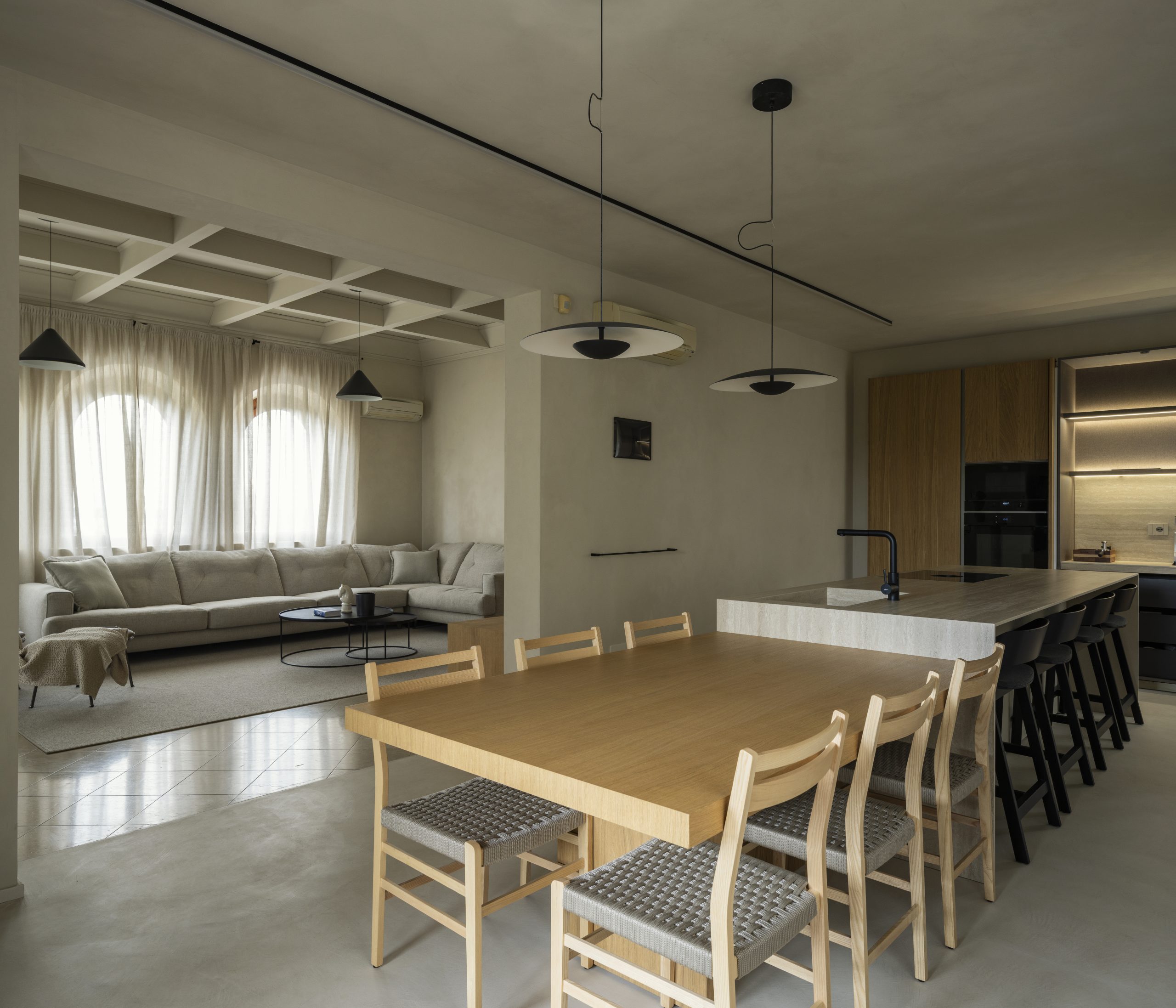 archventil_interior_design_soiano_villa_lago_di_garda_italia_residenziale_coppia_internazionale_400_350_ristruttazione_zona_giorno_zona_notte_spa_piscina_interna_effetto_marmo_bambini